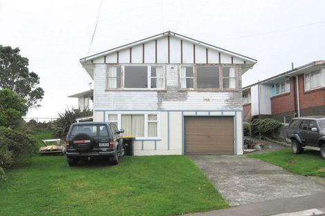 Photo of property in 22 Turville Crescent, Newlands, Wellington, 6037