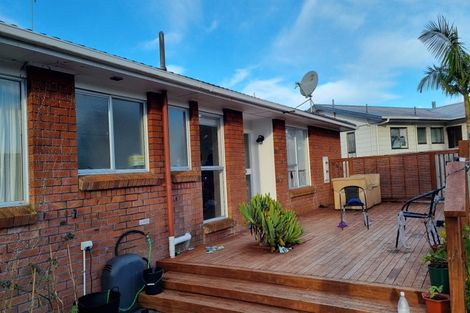 Photo of property in 26 Reynolds Place, Torbay, Auckland, 0630