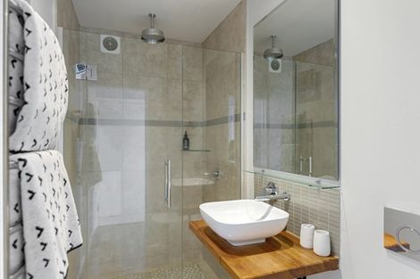 Photo of property in 18 Arnold Street, Sumner, Christchurch, 8081