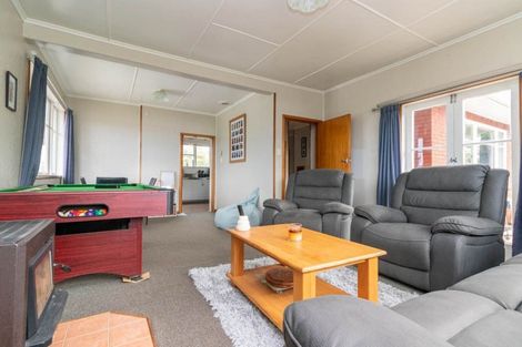 Photo of property in 42 Thames Road, Paeroa, 3600