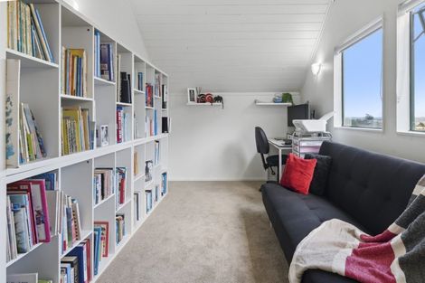 Photo of property in 906a East Coast Road, Northcross, Auckland, 0630