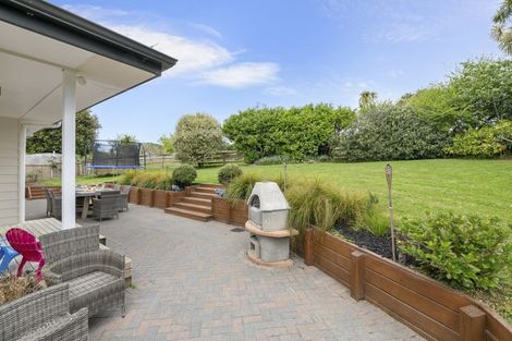 Photo of property in 12 Wyn Close, Kaukapakapa, 0871