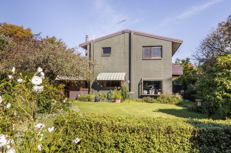 Photo of property in 27 Simla Avenue, Havelock North, 4130