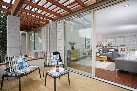 Photo of property in 27 Hakawai Avenue, Takanini, 2112