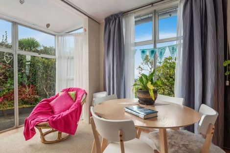 Photo of property in 2/30 Summit Drive, Torbay, Auckland, 0630