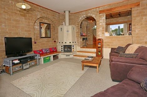 Photo of property in 20 Welsh Hills Road, Swanson, Auckland, 0614