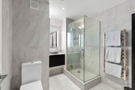 Photo of property in 401/18 Carlton Mill Road, Merivale, Christchurch, 8014