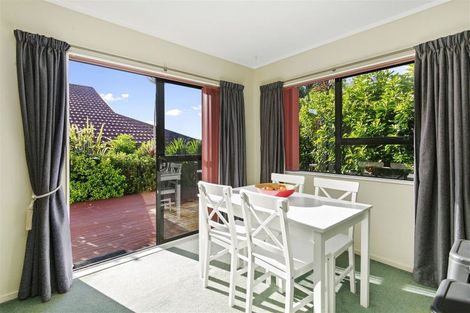 Photo of property in 12 Northwood Close, Woodridge, Wellington, 6037