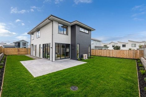 Photo of property in 5 Owen Chapman Drive, Red Beach, 0932