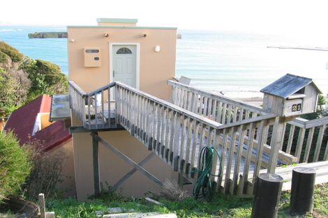 Photo of property in 121 Motuhara Road, Plimmerton, Porirua, 5026