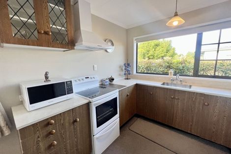 Photo of property in 92 Newcastle Street, Windsor, Invercargill, 9810