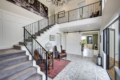 Photo of property in 4 Ridgeway Terrace, Taradale, Napier, 4112