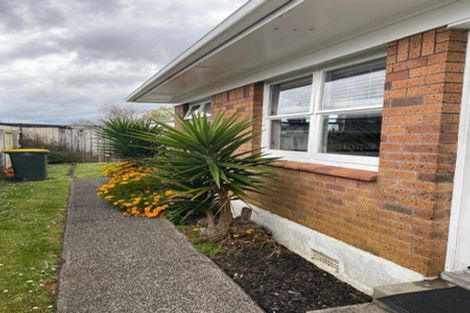 Photo of property in 2/22 Garden Terrace, Pukekohe, 2120