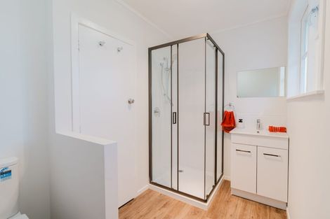 Photo of property in 15 Paul Crescent, Fairfield, Hamilton, 3214