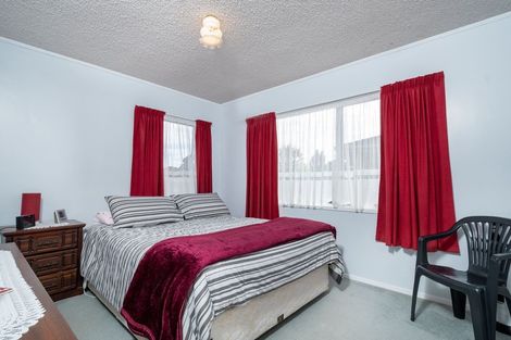 Photo of property in 4 Luanda Drive, Ranui, Auckland, 0612