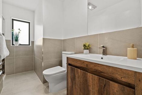 Photo of property in 41 Koroheke Road, Takanini, 2110