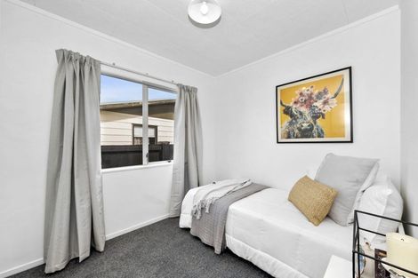 Photo of property in 24 Garland Drive, St Andrews, Hamilton, 3200