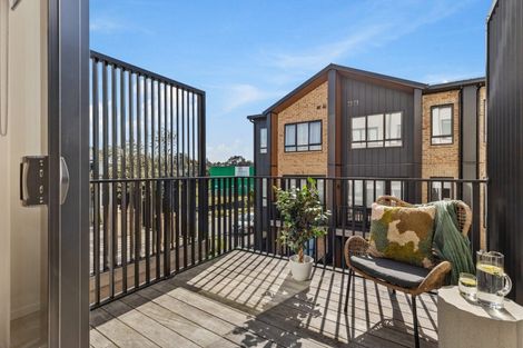 Photo of property in 3 Patrol Lane, Hobsonville, Auckland, 0616