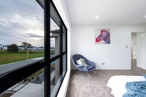 Photo of property in 42 Tir Conaill Avenue, Flat Bush, Auckland, 2019