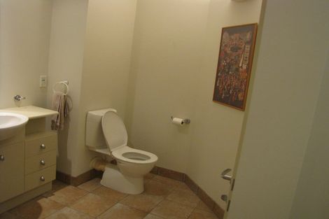 Photo of property in 8/37 Majoribanks Street, Mount Victoria, Wellington, 6011