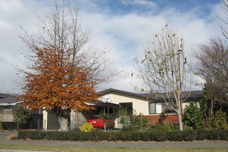 Photo of property in 28 Surrey Street, Taradale, Napier, 4112