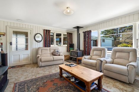 Photo of property in 2828 State Highway 1, Sanson, Palmerston North, 4479