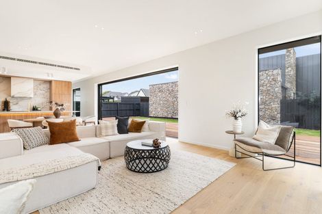 Photo of property in 17 Plynlimon Road, Fendalton, Christchurch, 8052