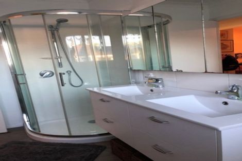 Photo of property in 6 Armitage Place, Tuakau, 2121