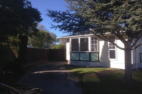 Photo of property in 52 Acacia Street, Kelvin Grove, Palmerston North, 4414