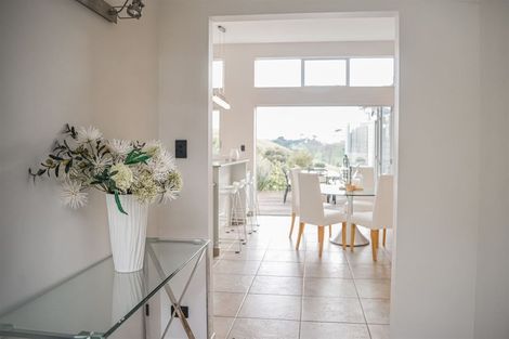 Photo of property in 125 Bodhisattva Road, Waitoki, Silverdale, 0994