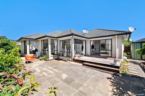 Photo of property in 213 Kilkenny Drive, East Tamaki Heights, Auckland, 2016