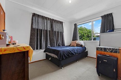 Photo of property in 11 Vimy Place, Mangere, Auckland, 2022