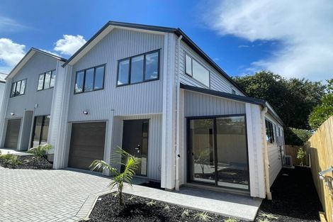 Photo of property in 51c West Harbour Drive, West Harbour, Auckland, 0618
