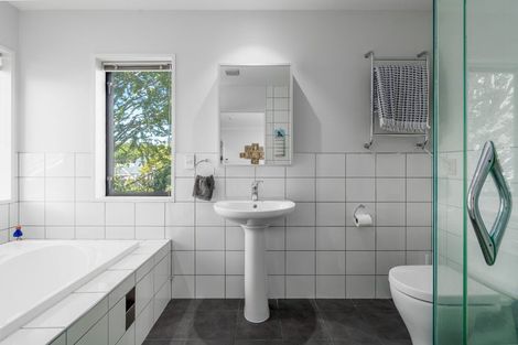 Photo of property in 39 Hinau Street, Fendalton, Christchurch, 8041