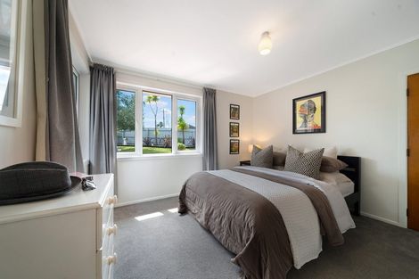 Photo of property in 23 Cornwall Street, Te Atatu South, Auckland, 0610