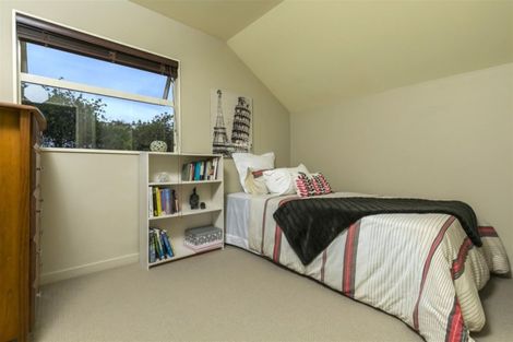 Photo of property in 74a Buscomb Avenue, Henderson, Auckland, 0610