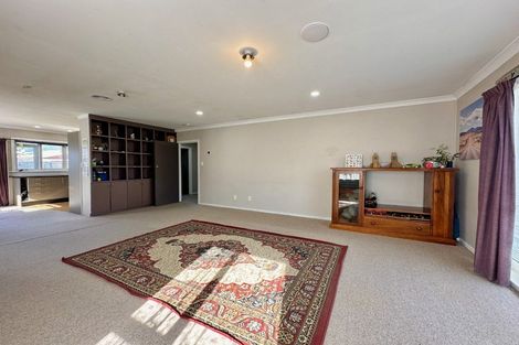 Photo of property in 57 Fraser Crescent, Elderslea, Upper Hutt, 5018