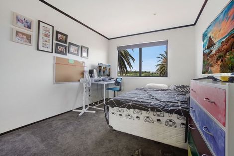 Photo of property in 123 Voyager Drive, Gulf Harbour, Whangaparaoa, 0930