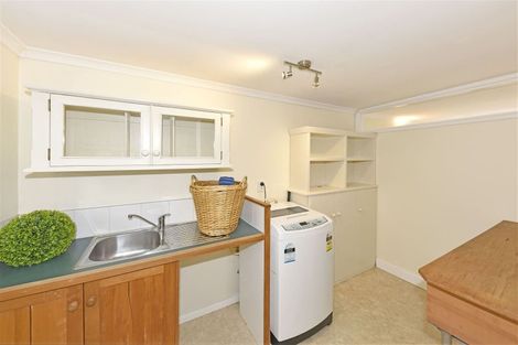 Photo of property in 119 Avonhead Road, Avonhead, Christchurch, 8042