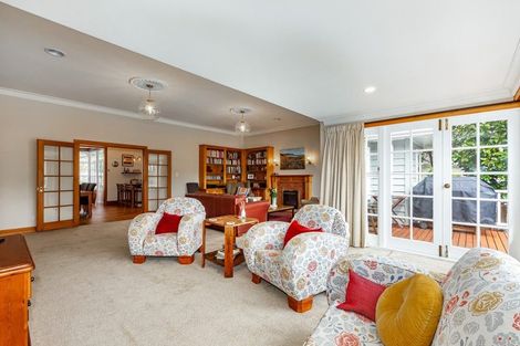 Photo of property in 396 Muritai Road, Eastbourne, Lower Hutt, 5013