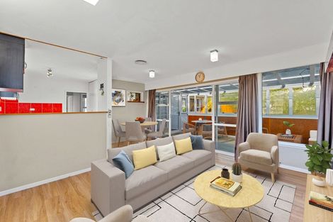 Photo of property in 53b Springs Road, Parakai, 0830