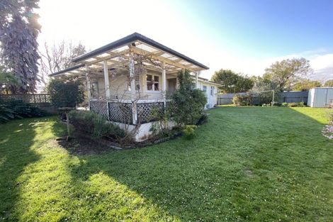 Photo of property in 23 Wincanton Place, Awapuni, Palmerston North, 4412