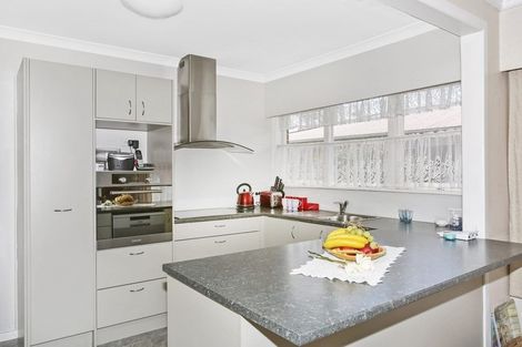 Photo of property in 26 Shirley Avenue, Papakura, 2110