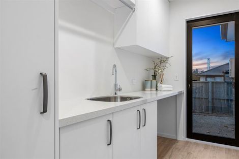 Photo of property in 54 Cross Street, Sefton, 7477