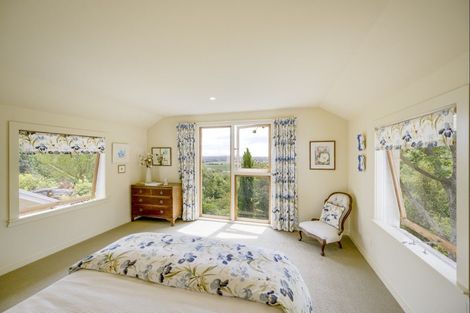 Photo of property in 77 Black Barn Road, Havelock North, 4294