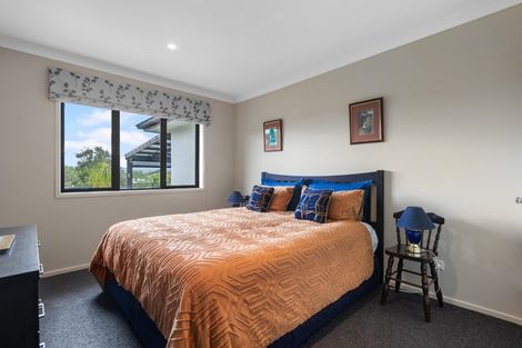 Photo of property in 40 Rexford Heights, Pyes Pa, Tauranga, 3112