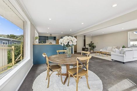 Photo of property in 8 Te Motu Road, Pukerua Bay, 5026