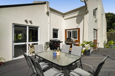 Photo of property in 330 Kelly Road, Lepperton, New Plymouth, 4373