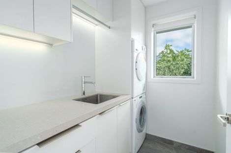 Photo of property in 315 Withells Road, Avonhead, Christchurch, 8042