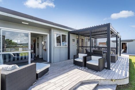 Photo of property in 154 Ngaio Drive, Matarangi, Whitianga, 3592